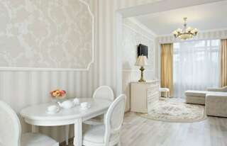 Гостиница Казахстан Ессентуки Люкс трехкомнатный-3