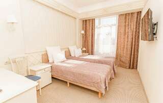 Гостиница Казахстан Ессентуки Двухместный номер 1 категории-1